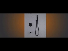 浴室のシャワーのコック