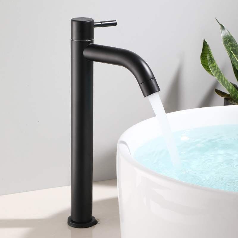 SUS304ステンレス鋼の単一ハンドルの容器のSnの無光沢の黒の単一の冷水の洗面器Taの流行の浴室のコック
